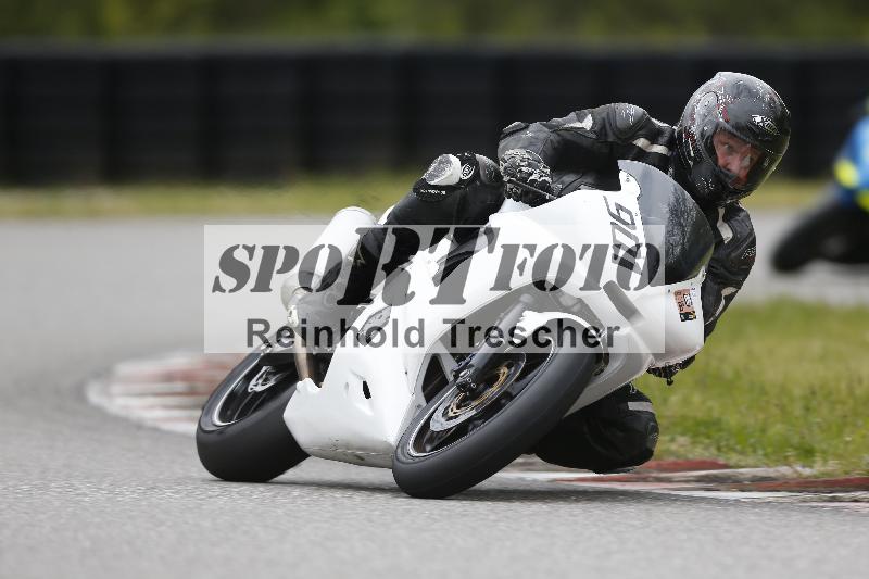 /Archiv-2024/13 22.04.2024 Plüss Moto Sport ADR/Freies Fahren/901